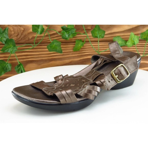 Clarks Sz 9.5 M‎ Brown Gladiator Leather Women Sandals - Picture 1 of 7